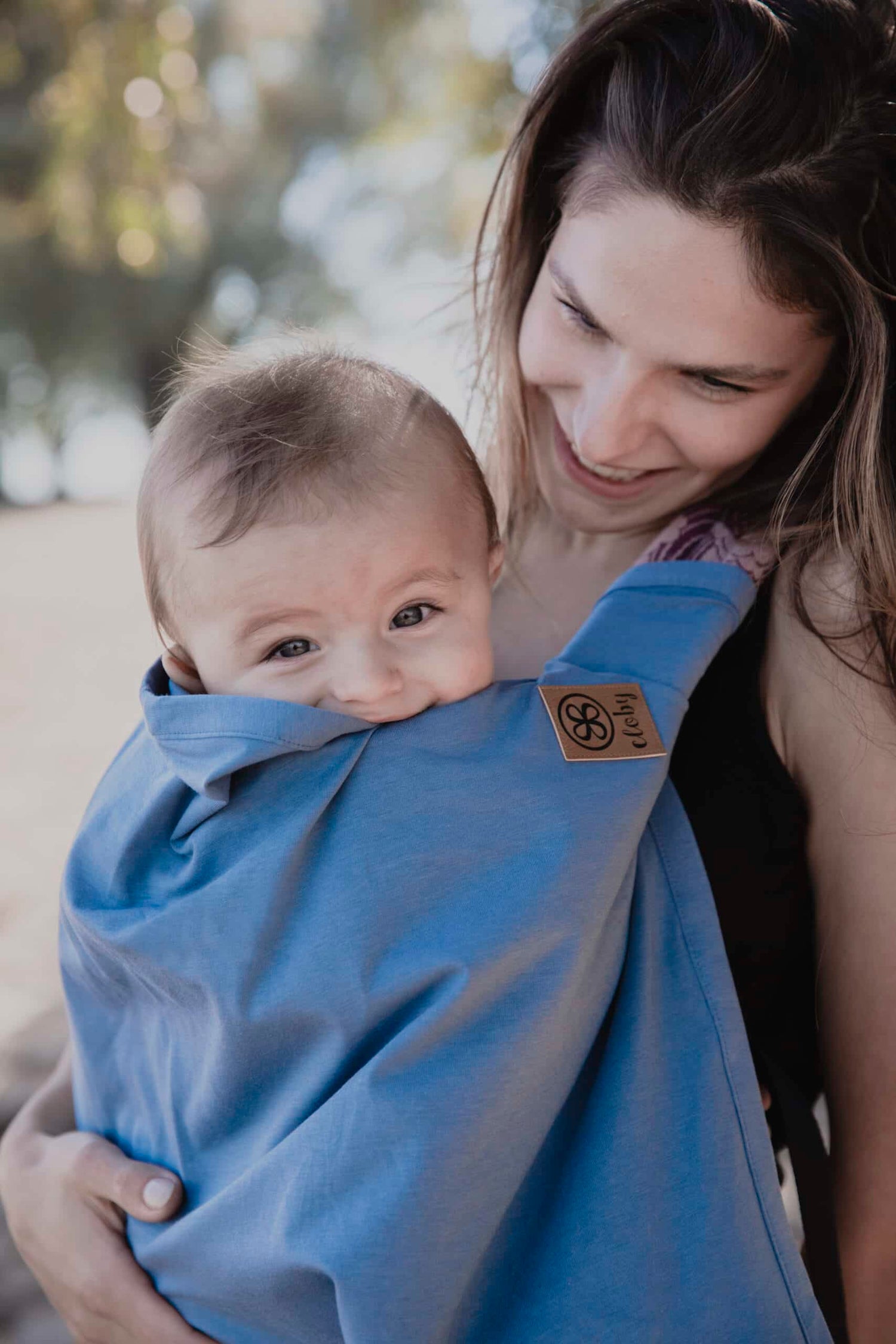 UV-resistant clothing for babies