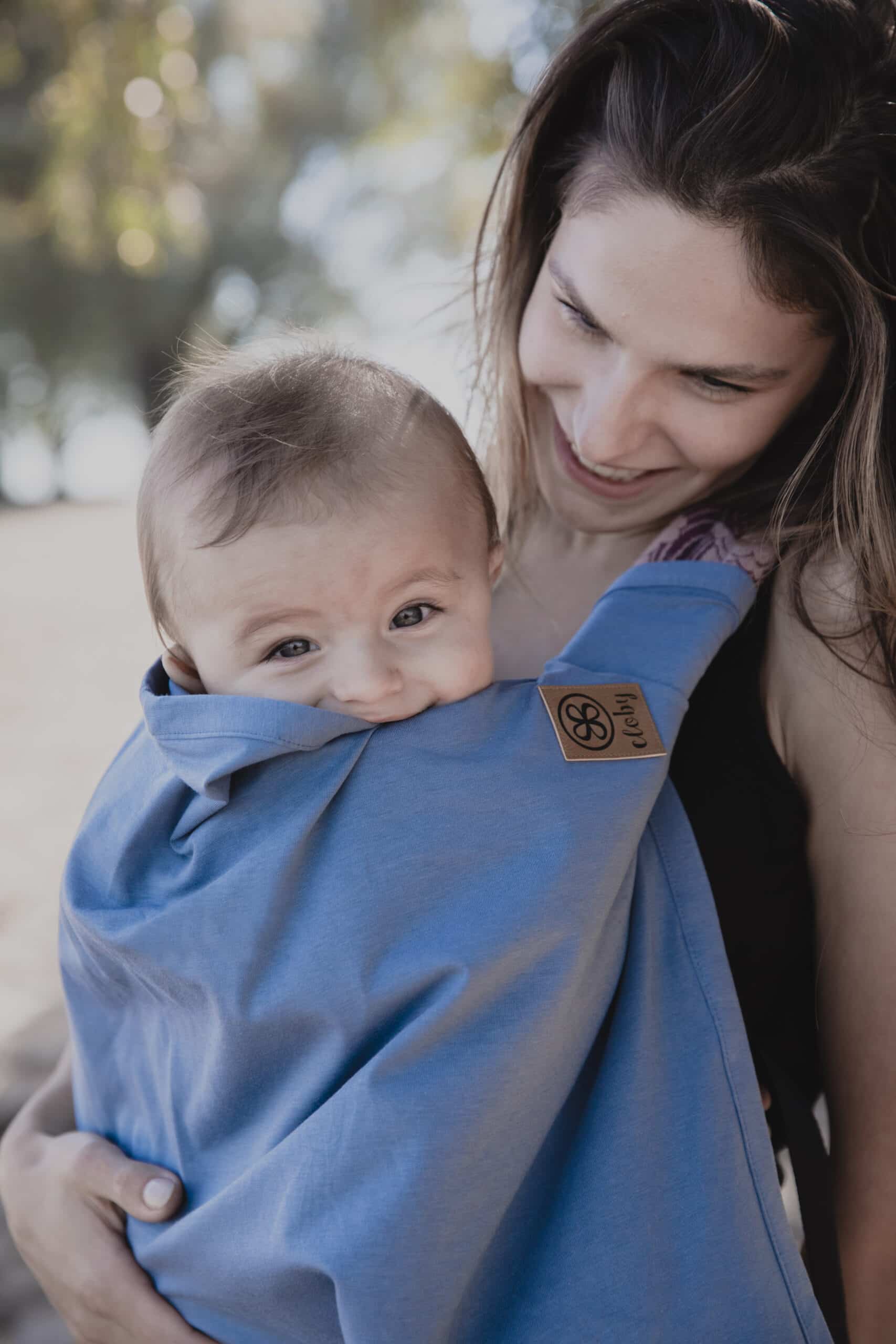 UV-resistant clothing for babies