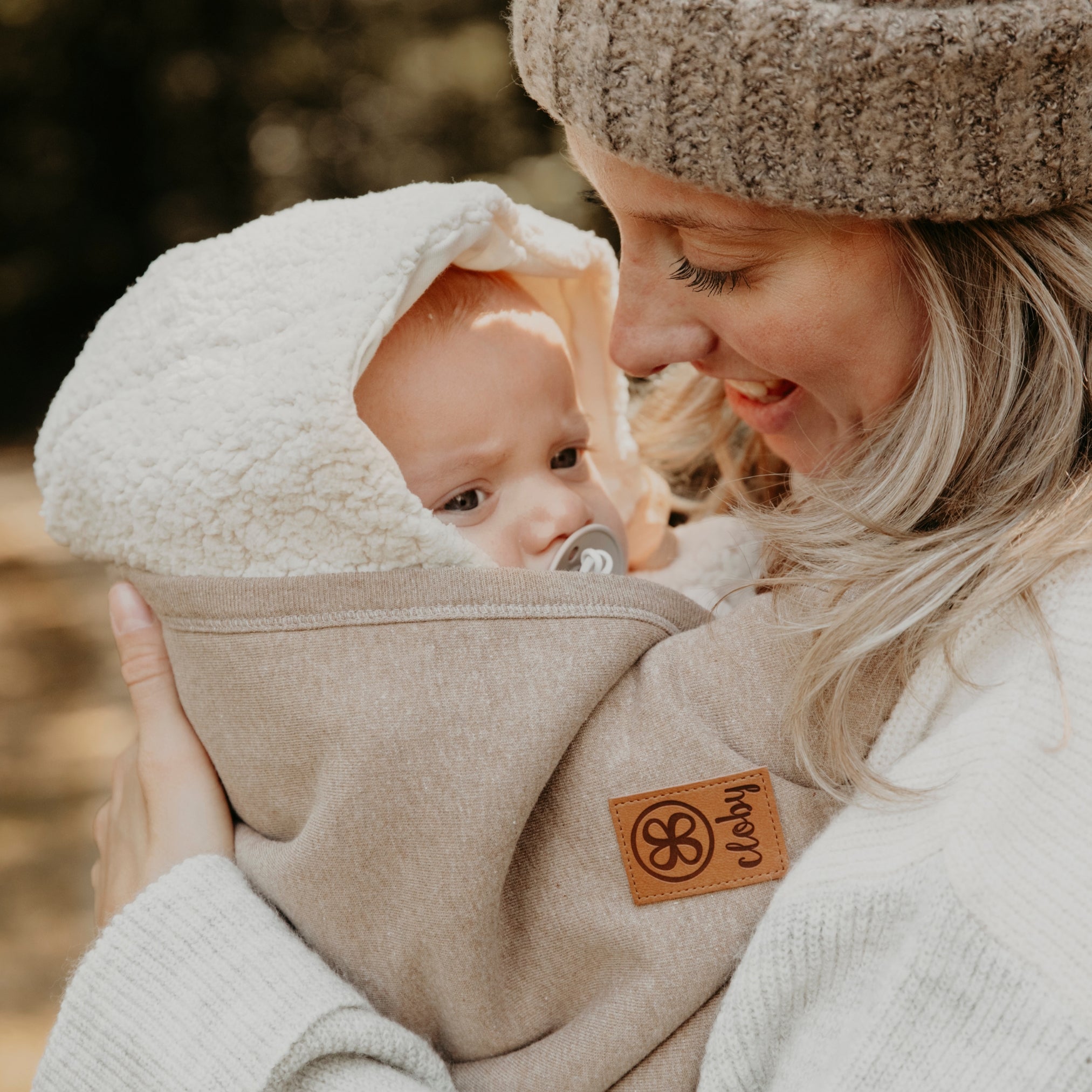 Details Bruine babydeken teddy - Cloby