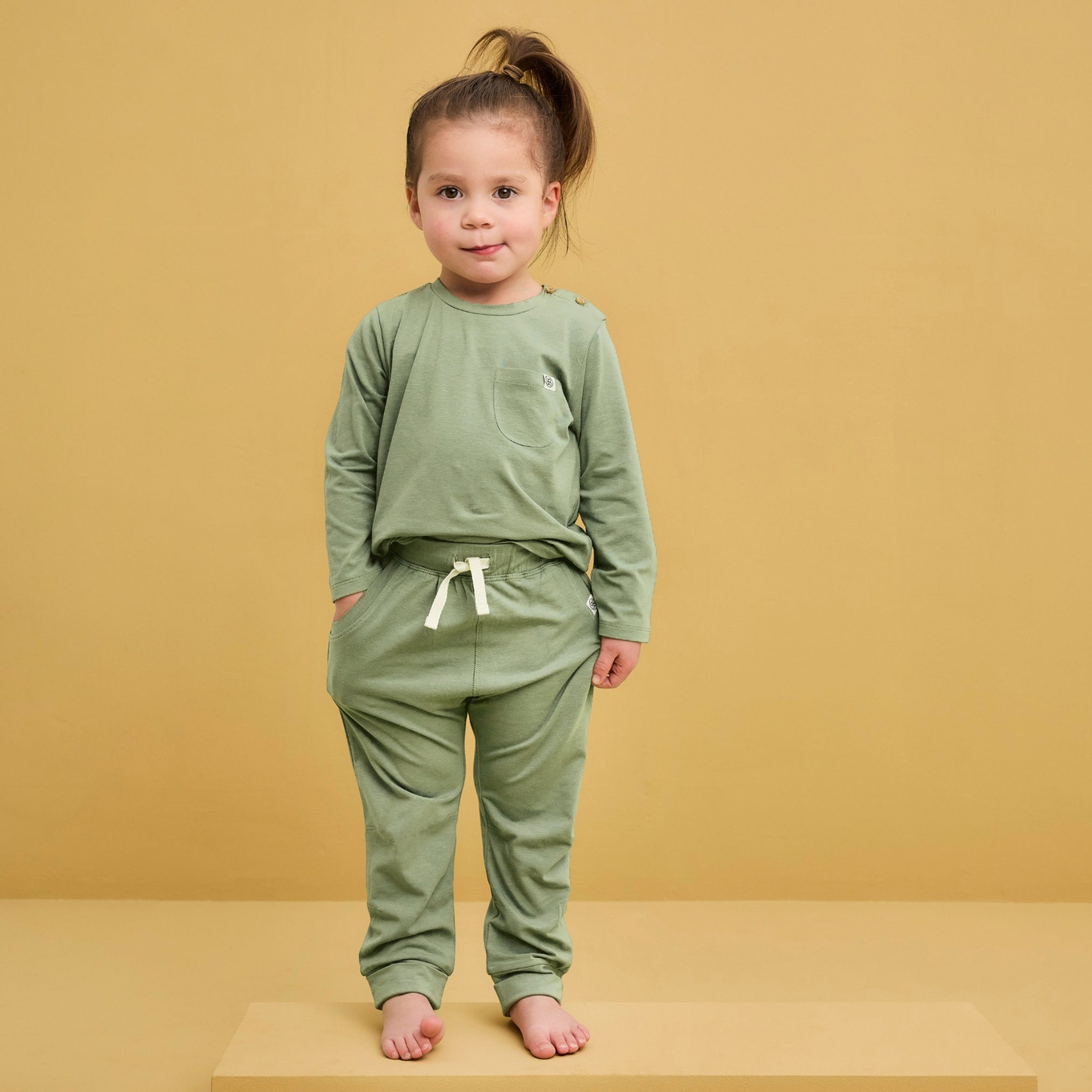 Olive Green - Comfy kids outfit UPF50+