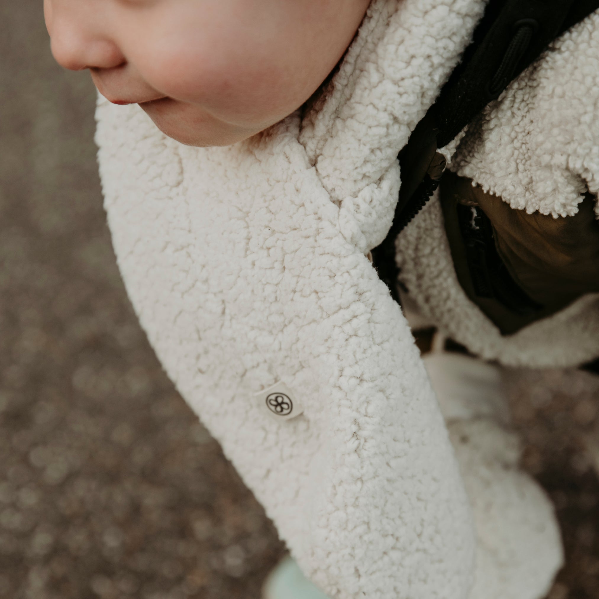 Off white teddy scarf